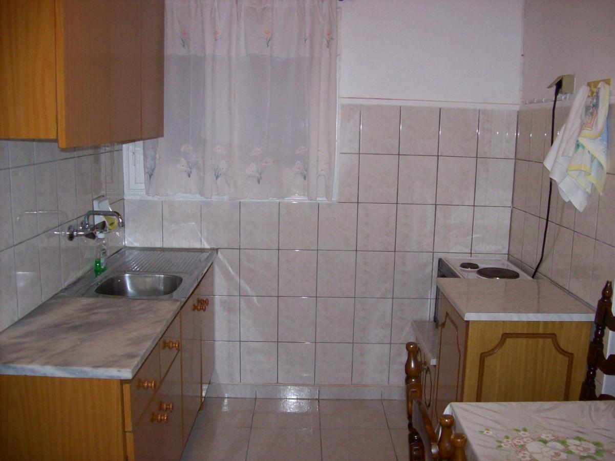 Theos Apartments Agios Stefanos Avliotes  Extérieur photo