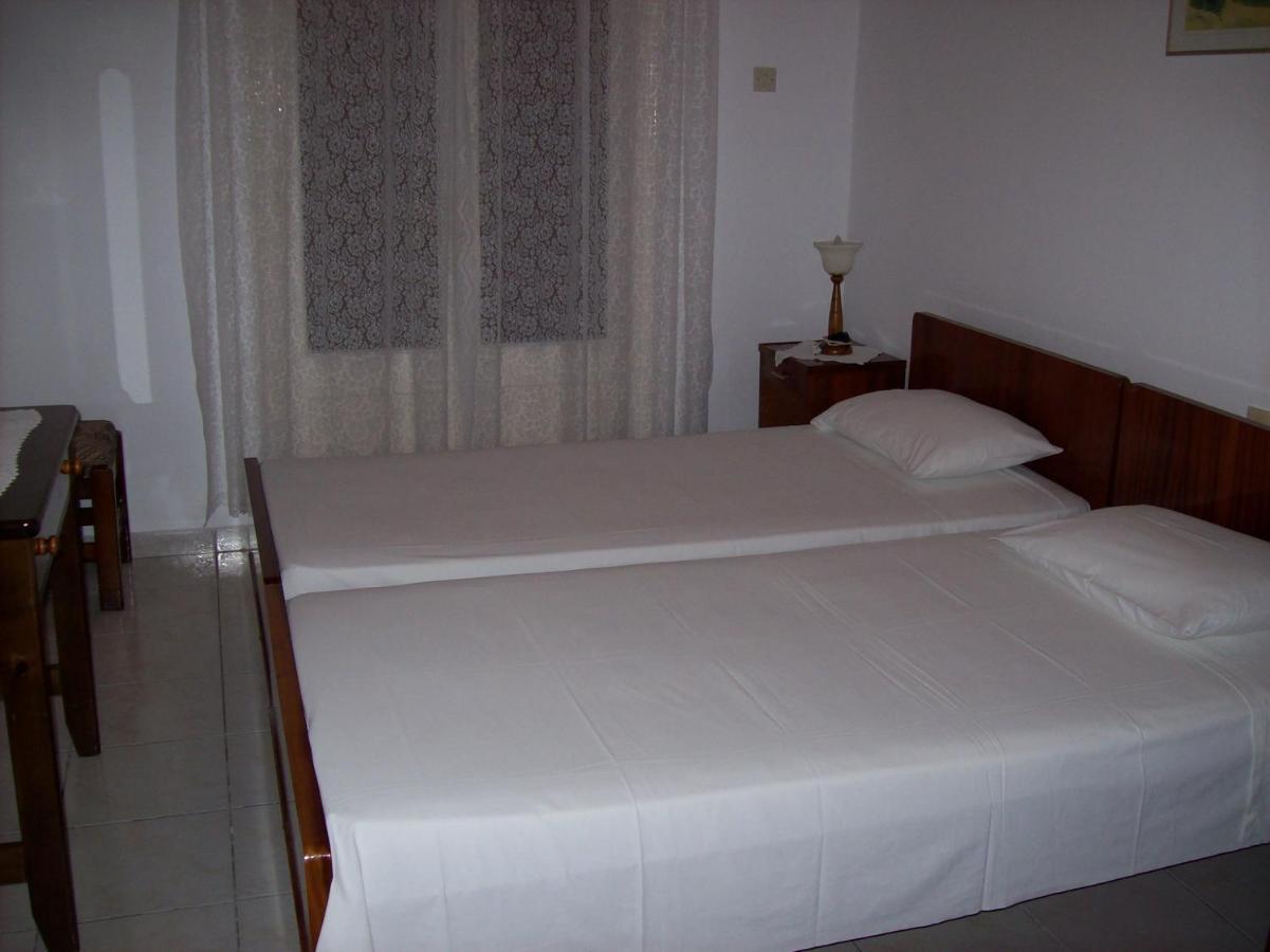 Theos Apartments Agios Stefanos Avliotes  Extérieur photo